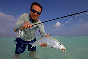 Fliegenfischen auf Bonefish in der Abaco Lodge, Bahamas