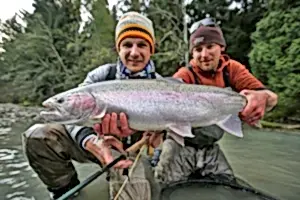 Skeena River, Fliegenfischen auf Steelhead und Lachs