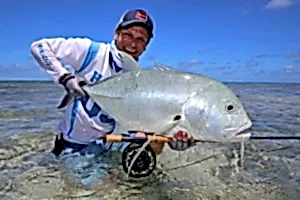 St Brandons Atoll, das magische Atoll nordöstlich von Mauritius für Fliegenfischer.  Auf St. Brandon fängt man die größten Bonefish und Trevally.